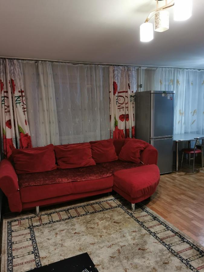 2 Комн Квартира В Центре По Пушкина Kosztanaj Kültér fotó